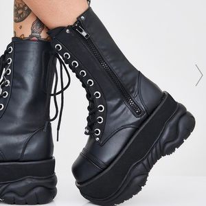 Demonia platform boots,size8 never worn